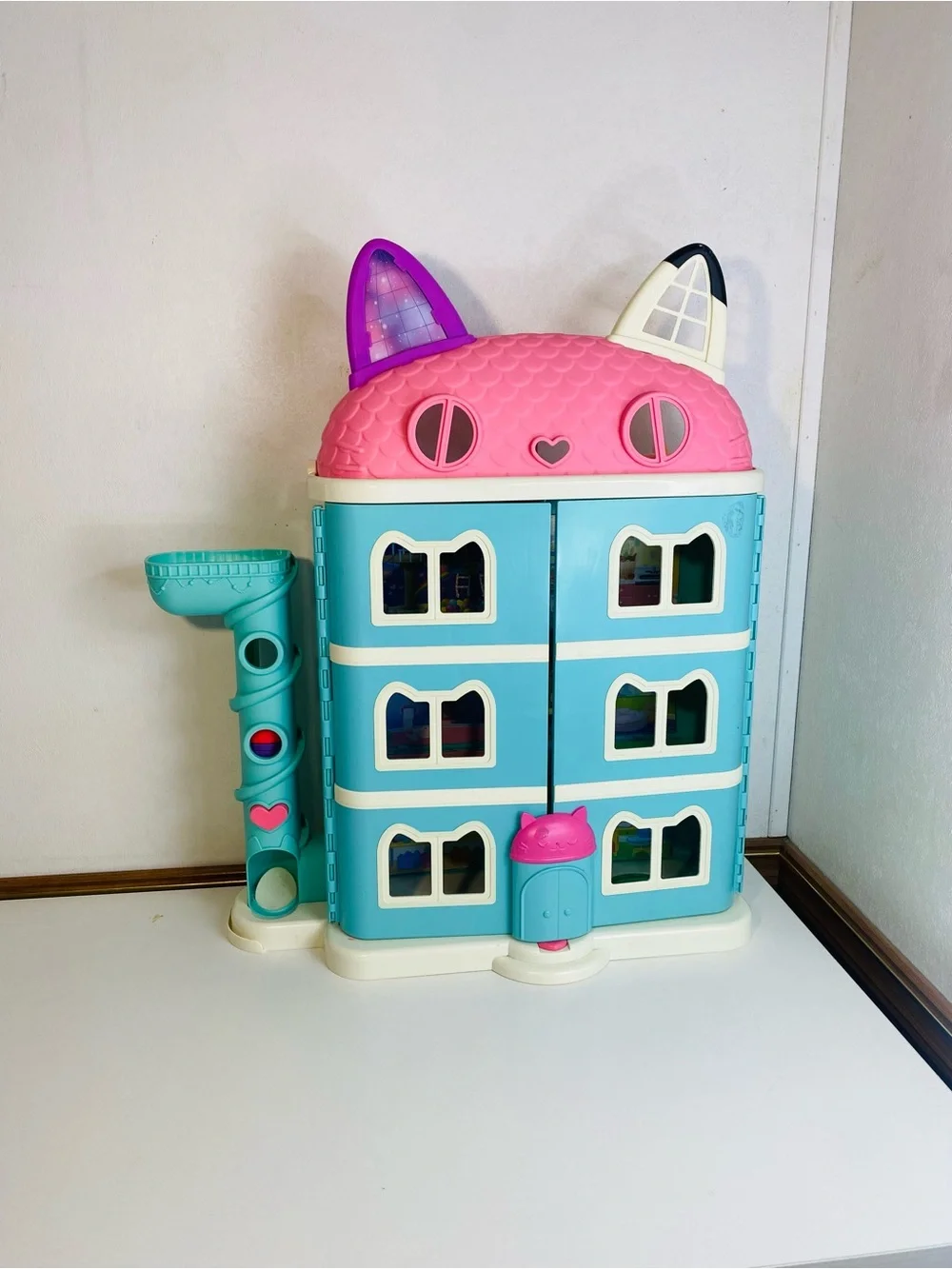 Gabby doll house